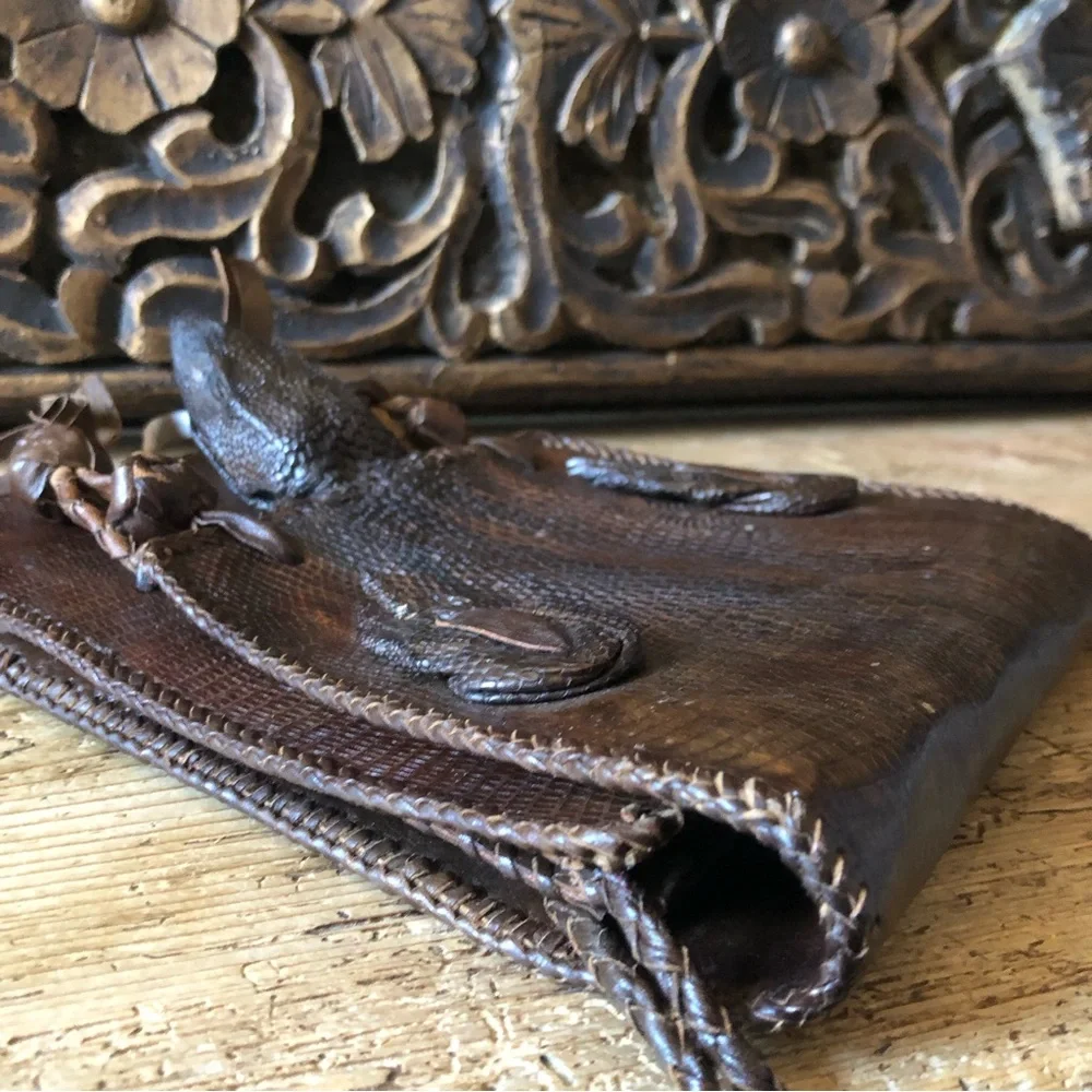 Vintage Exotic Lizard Head Feet Leather Handmade Crossbody Bag
